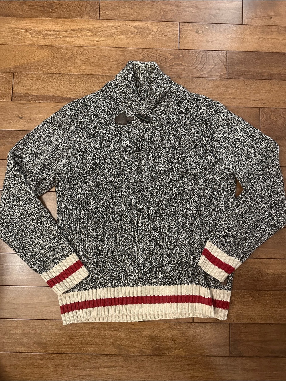 Roots Canada salt-and-pepper cable sweater. Men’s large